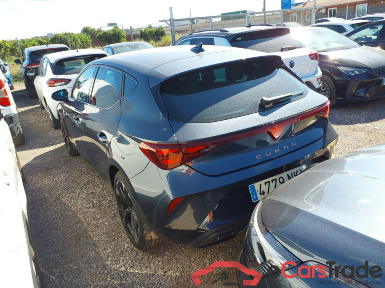 CUPRA Leon León 5P 1.5 eTSI S&S 150cv Manual  #2
