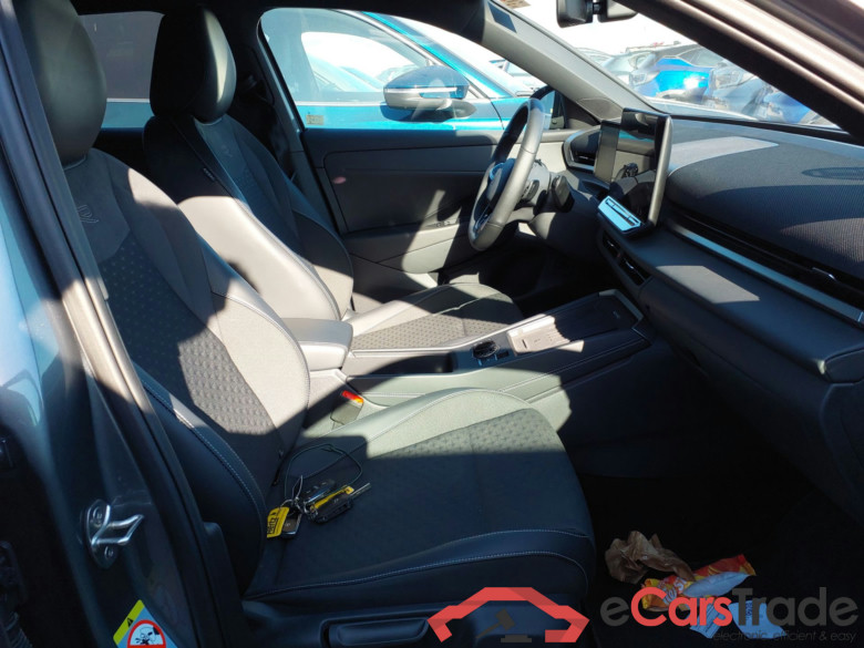 VOLKSWAGEN T-Roc 1.0 TSI 110kW (150CV) DSG7 R-Line(Winterpack) #3