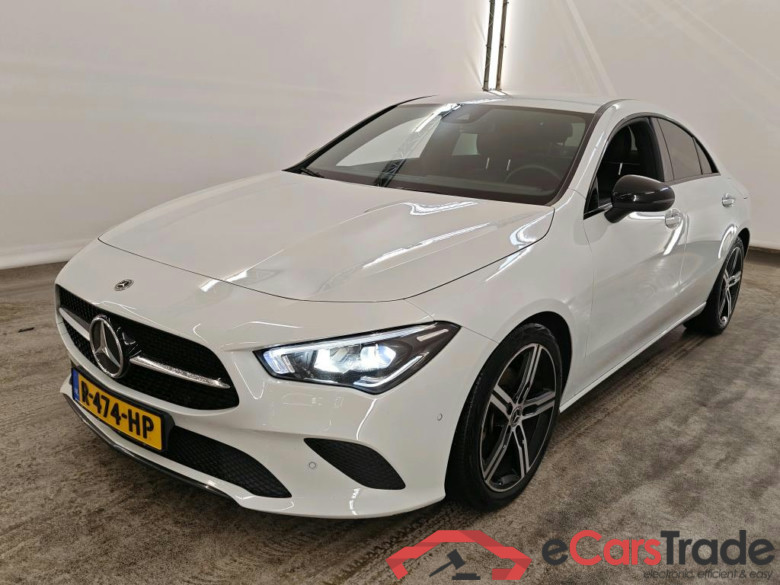 Mercedes-Benz CLA CLA 180 DCT Luxury Line 4d