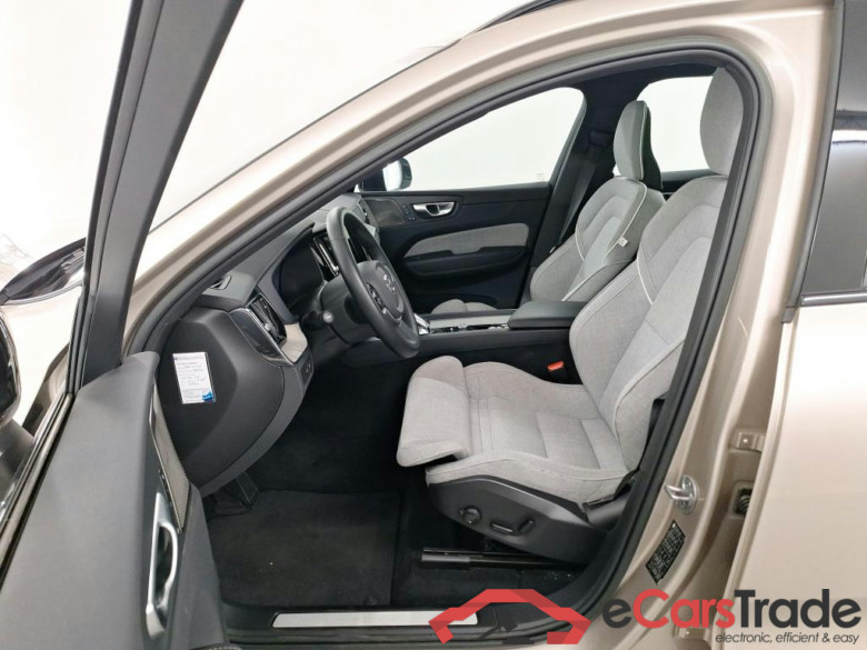 VOLVO XC60 2.0 T8 PHEV ULTIMATE DARK AUTO 4WD #5
