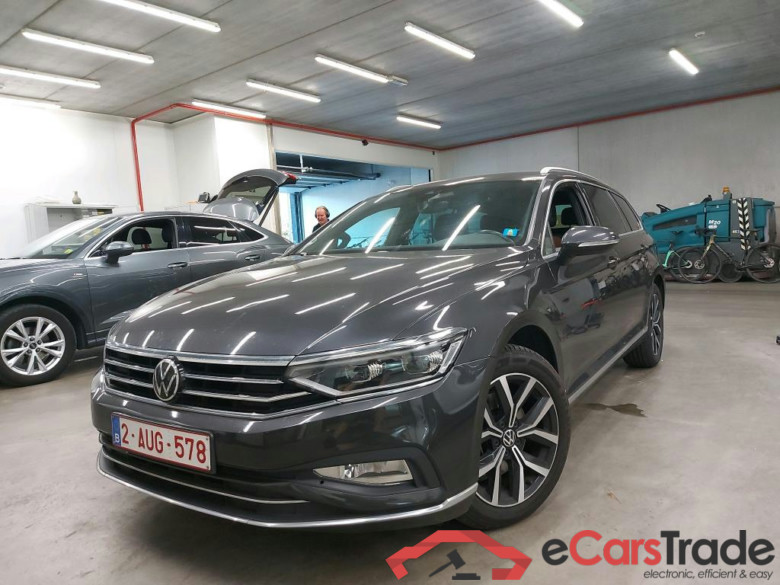 VOLKSWAGEN - VW  PASSAT VARIANT TDI 122PK DSG Elegance Business