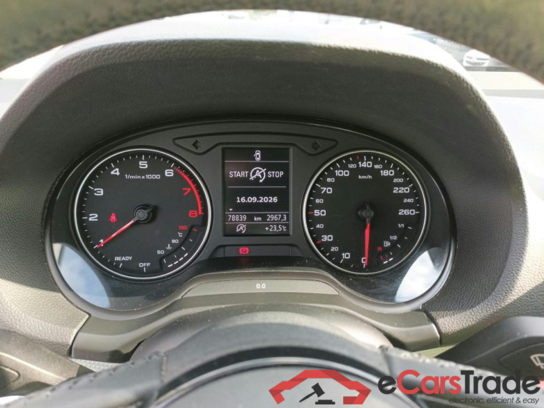 AUDI Q2 / 2016 / 5P / todoterreno Design 30 TFSI 85kW (116CV) #4