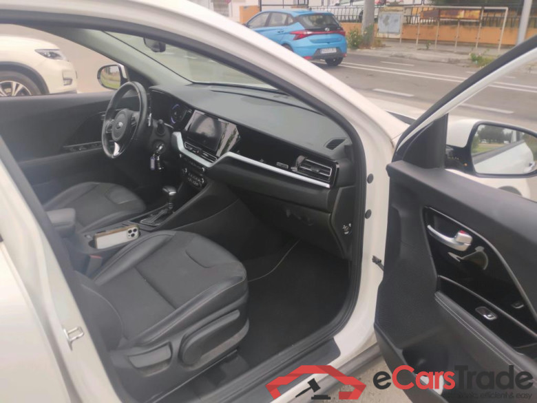 KIA Niro / 2019 / 5P / crossover 1.6 GDi HEV 104kW (141CV) Drive #6