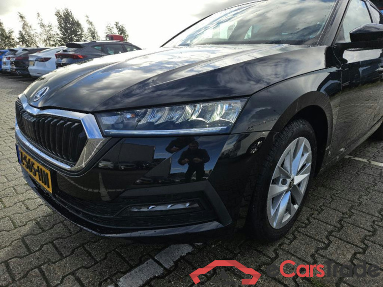 SKODA Octavia Combi 81 kW #5