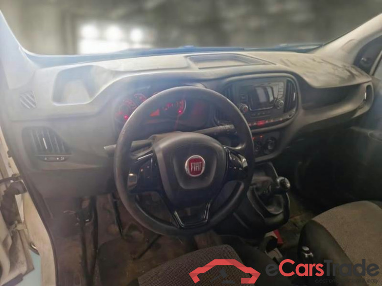 FIAT DOBLÒ CARGO / 2014 / 4P / VETT. FURGONATA MAXI LH1 BUSINESS 1.6 MJET 105CV E6D SeS #4