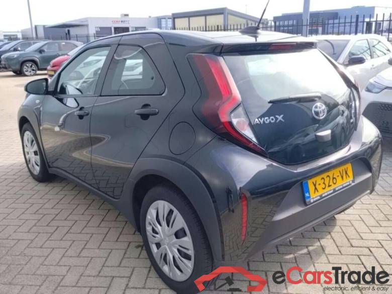 TOYOTA Aygo X 1.0 VVT-i S-CVT Play #3