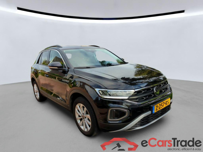 VOLKSWAGEN T-Roc 81 kW #4
