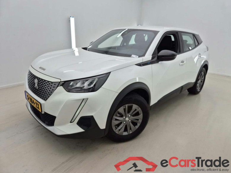 PEUGEOT e-2008 EV Style 50 kWh #1