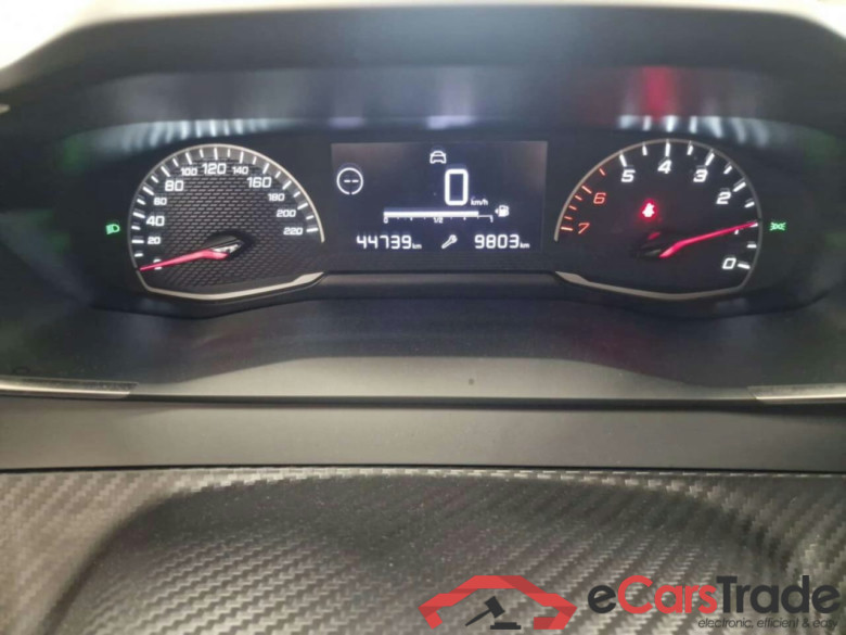PEUGEOT 208 1.2 PT Active #6