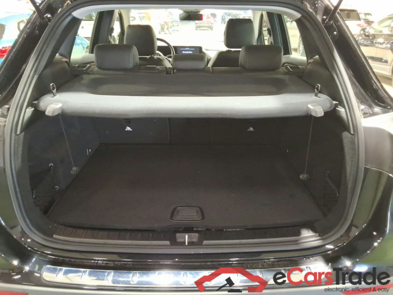 MERCEDES-BENZ GLA 1.3 GLA 180 DCT BUSINESS SOLUTION #3