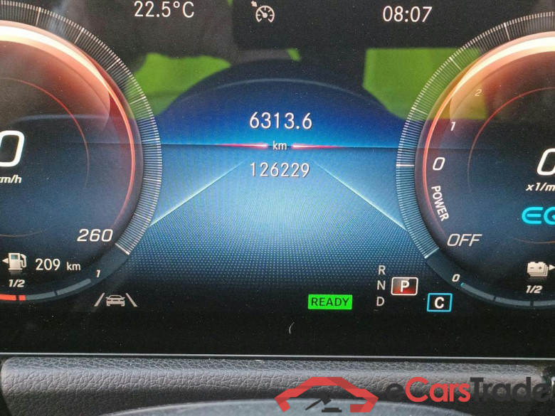 MERCEDES-BENZ GLA / 2020 / 5P / todoterreno GLA 250 e #5