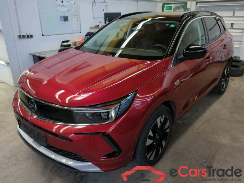 Grandland Elegance 1.5 96KW AT8 6E