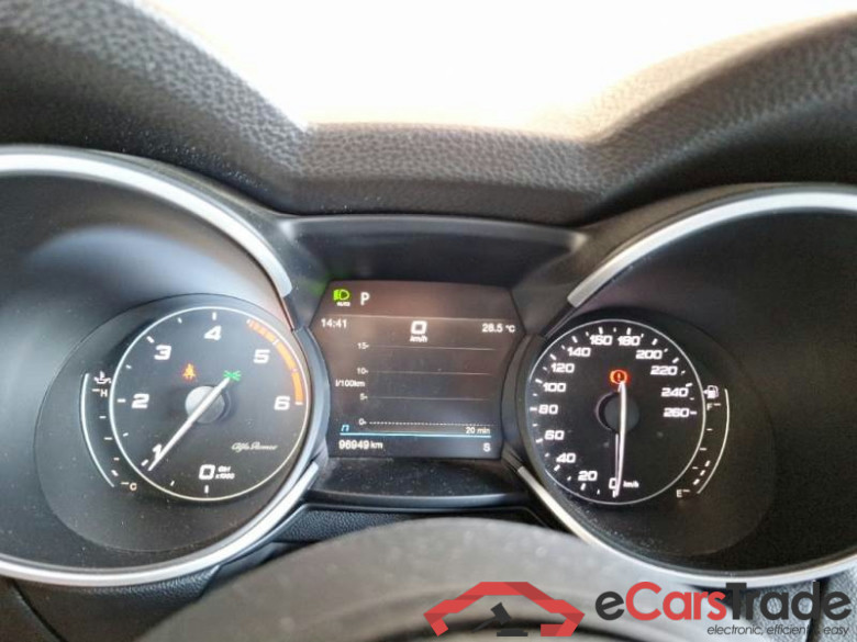 ALFA ROMEO STELVIO / 2017 / 5P / SUV 2.2 TD 190 CV SPRINT AT8 Q4 #4