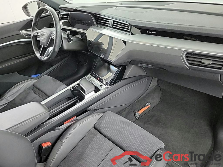 AUDI Q8 e-tron 50 e-tron quattro S edition 5D 250kW #6