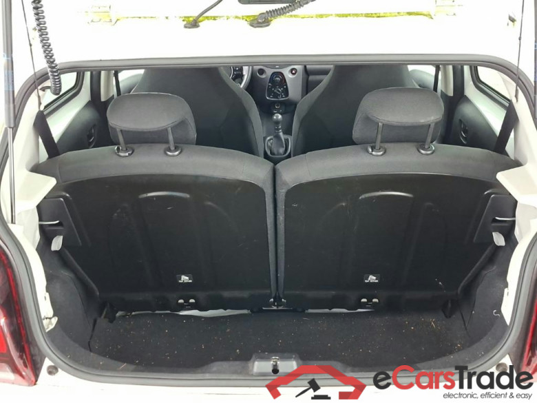 PEUGEOT 108 Active 1.0 e-VTi 72pk 5D #5