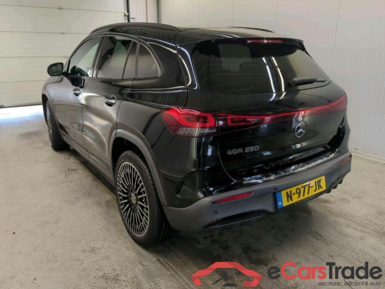 MERCEDES-BENZ EQA 250 Bns Sol. AMG #6