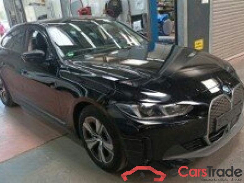 BMW i4 eDrive35 