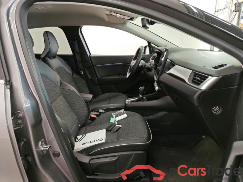 Renault Captur E-TECH Plug-in Hybrid 160 Intens 5d #3