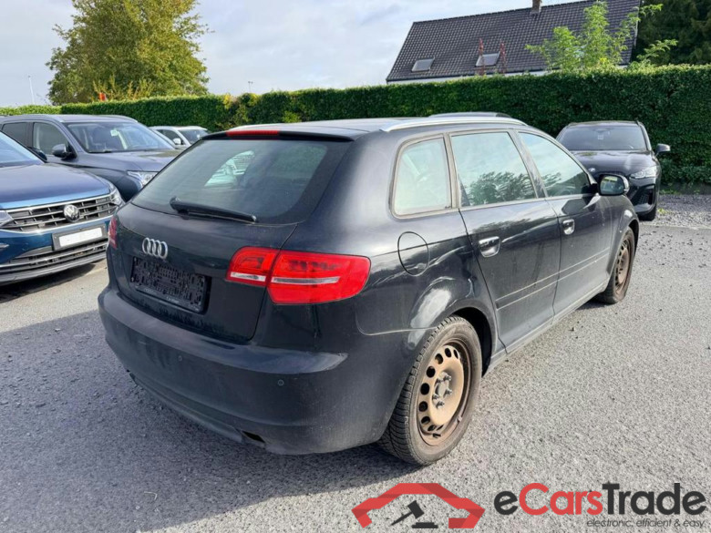 AUDI A3 Sportback 1.6 TDi e Attraction Start/Stop DPF #3