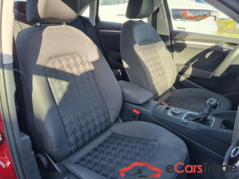 AUDI A3 Sedan 1.4 TFSI Attraction S tronic #5