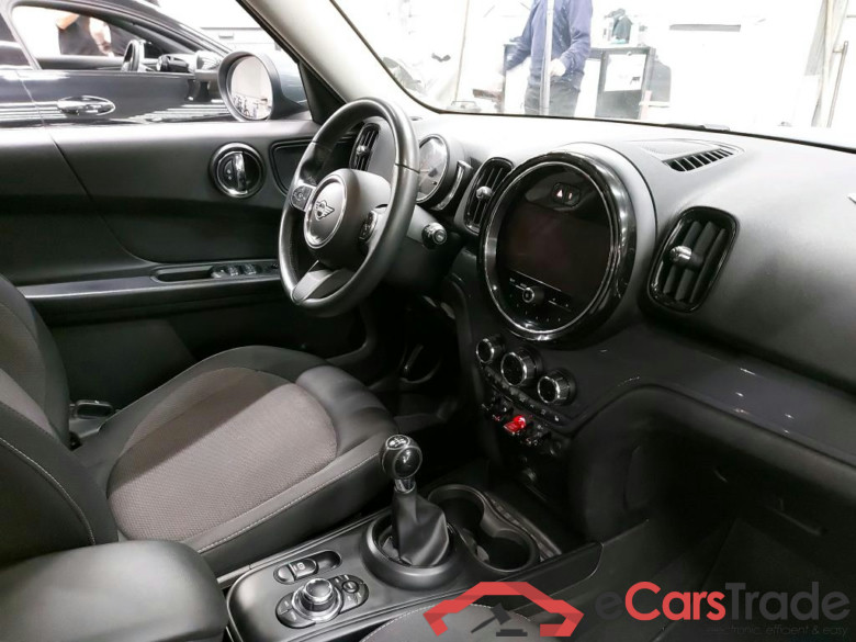 MINI - MIN COUNTRYMAN ONE D 116PK Starter Edition With Heated Seats & Visibility Pack & PDC Front & Rear & Camera #3