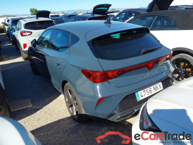 CUPRA Leon 5P 1.5 eTSI SS 150cv manual  #2