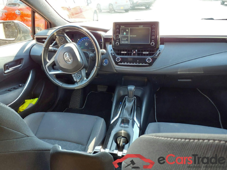 TOYOTA Corolla / 2019 / 5P / berlina con portón 1.8 125H ACTIVE TECH E-CVT #3