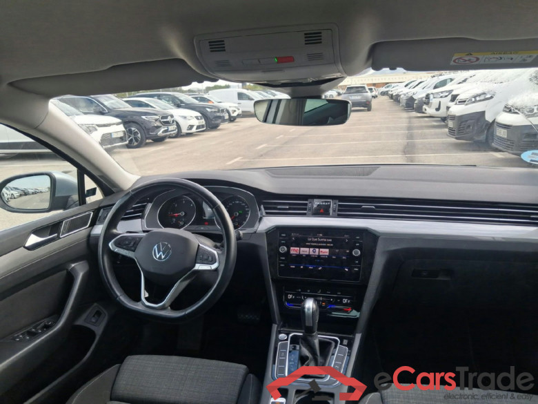 VOLKSWAGEN Passat / 2019 / 4P / sedán Executive 2.0 TDI 110kW (150CV) DSG #3