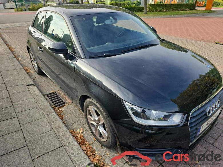 AUDI A1 1.0 TFSI #2