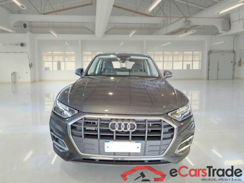 AUDI Q5 / 2020 / 5P / SUV 50 TFSI E BUSINESS QUATTRO S TRONIC #6