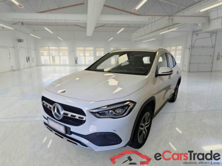 MERCEDES-BENZ GLA / 2020 / 5P / CROSSOVER GLA 250 AUTOMATIC EQ-POWER SPORT PLUS #1