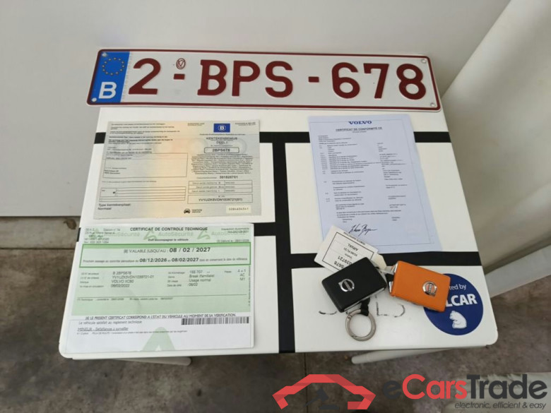 Volvo XC60 B4 D Geartronic Inscription 5d #4