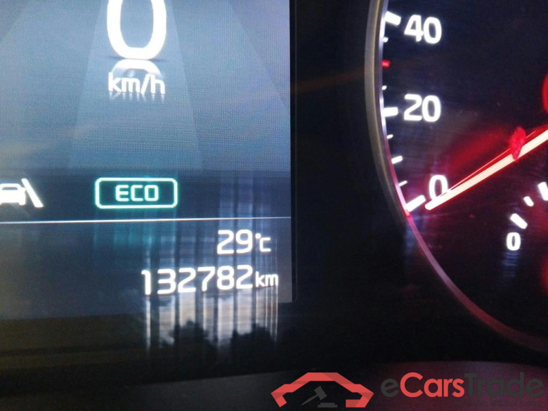 KIA Rio / 2020 / 5P / berlina con portón 1.0 T-GDi 74kW (100CV) MHEV iMT Drive #5