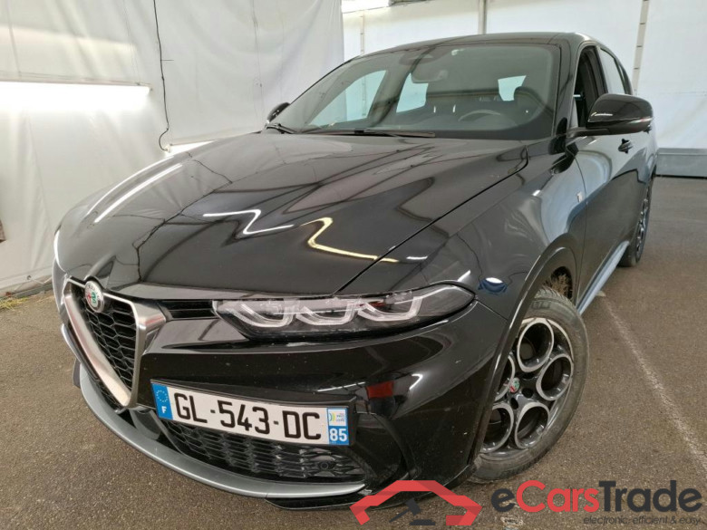 ALFA ROMEO Tonale / 2022 / 5P / SUV 1.5T Hybrid 160 TCT7 Ti OPERATION STOCK #1