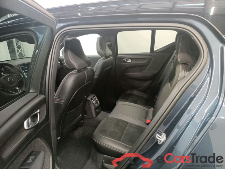 Volvo XC40 T4 Recharge Geartronic R-Design 5d #3