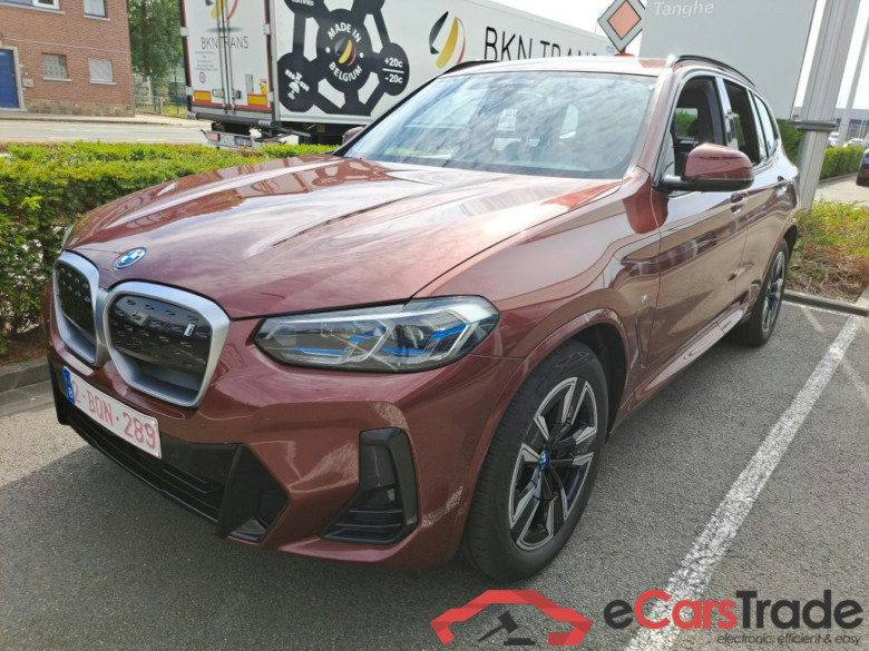 BMW IX3 80KWH AUTO