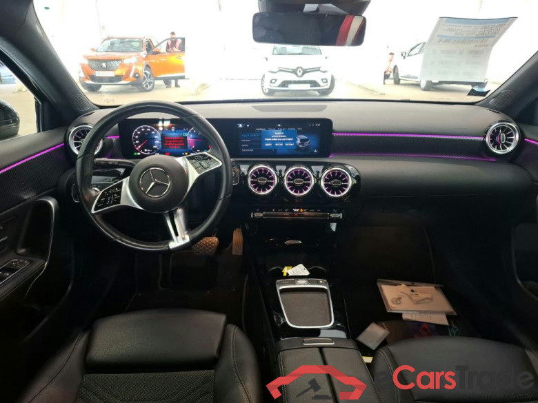 MERCEDES-BENZ Classe A Compact / 2022 / 5P / Berline A 200 Business Line 7G-DCT #5