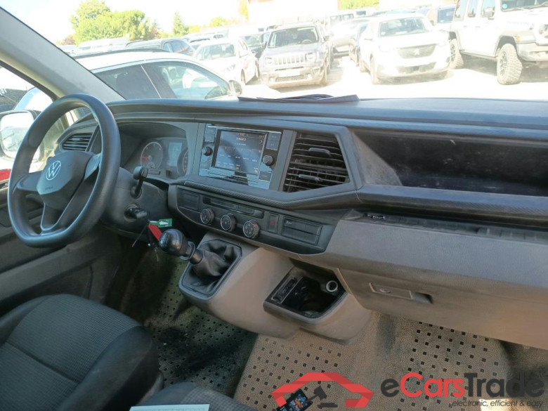 VOLKSWAGEN Transporter / 2020 / 4P / furgón Furgón Corto TN 2.0 TDI 110kW 4MO #3