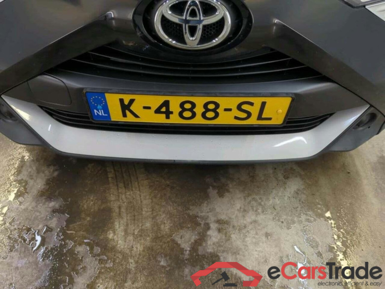 TOYOTA Aygo 1.0 VVT-i x-play #4