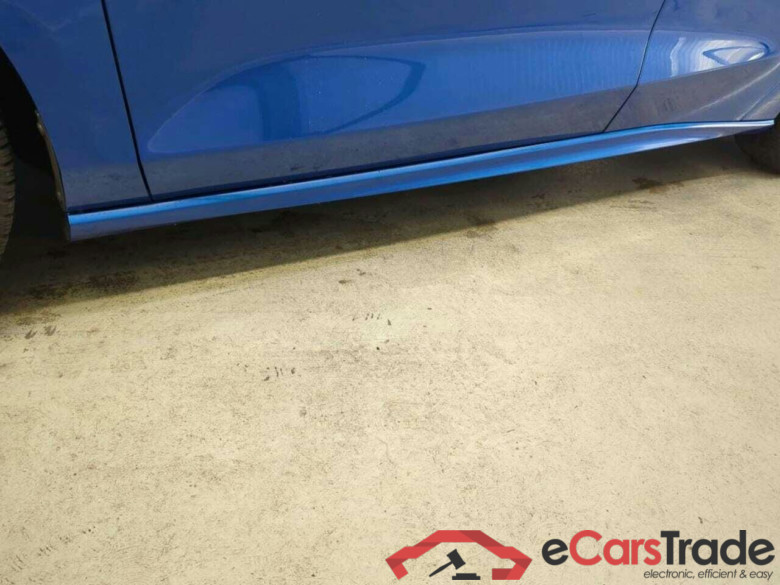 FORD Focus Wagon 1.0 EBH ST Line #5