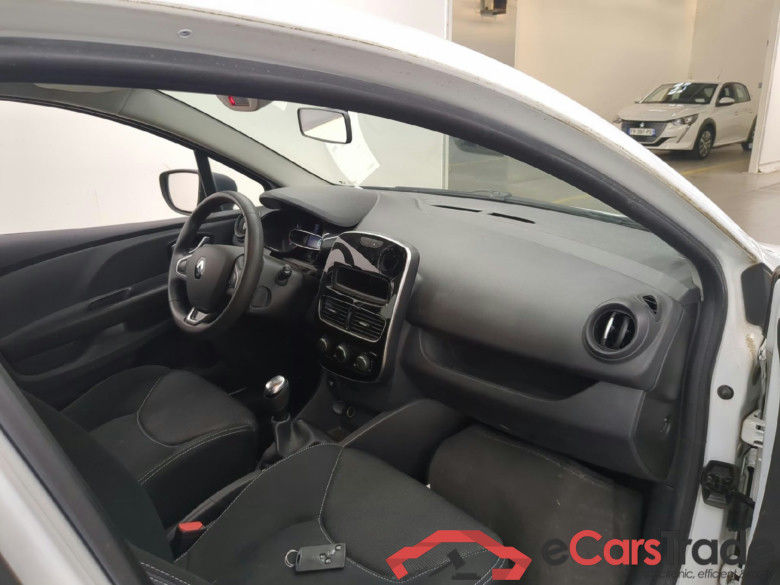 Clio IV Générique 0.9 TCe 75CV BVM5 E6 #5