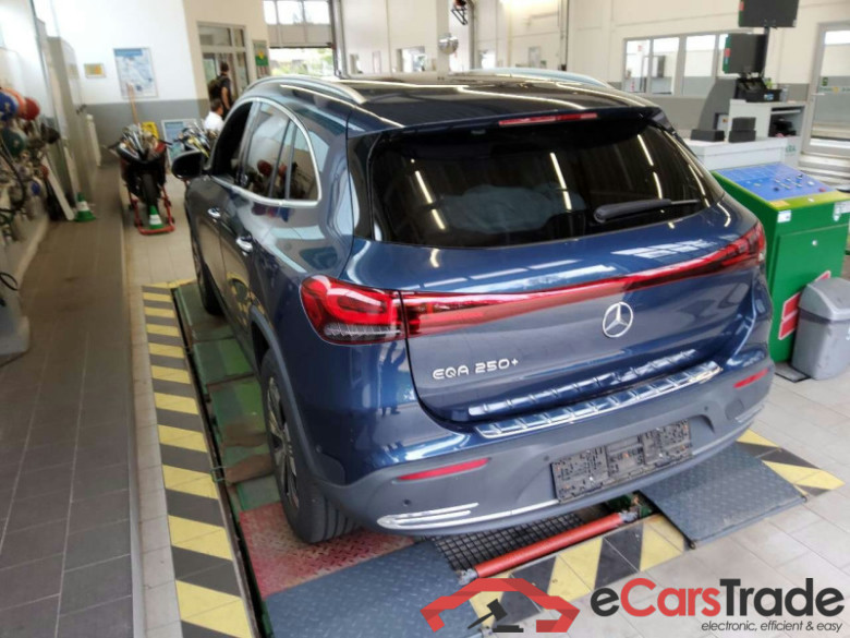 Mercedes-Benz EQA (BM 243)(02.2021->) DE - SUV5 250, + Progressive, 2022 - 2023 #4