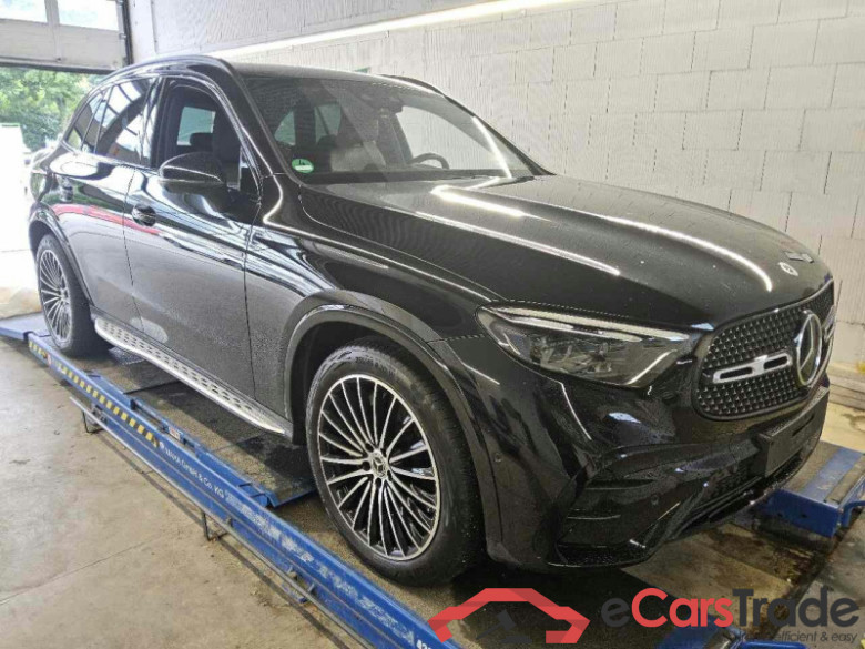 Mercedes-Benz GLC (BM 254)(06.2022->) DE - SUV5 GLC 200 EU6d, 4Matic AMG Line, 2022 - 2024 #2