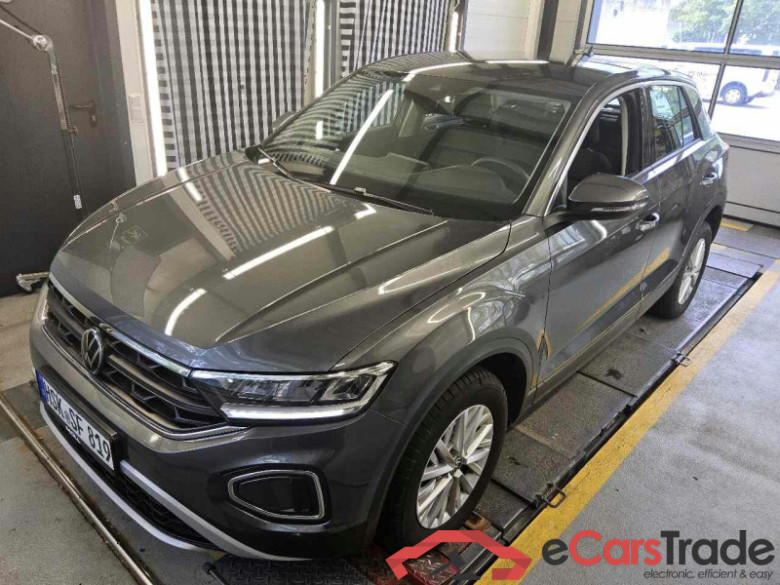 Volkswagen T-Roc (D11)(12.2021->2025) DE - SUV5 1.0 TSI EU6d, (Facelift) 2022 - 2024