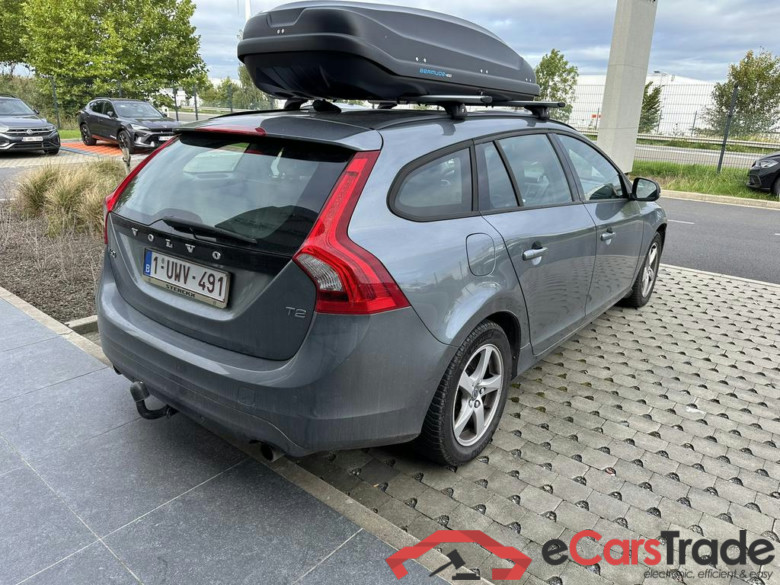 VOLVO V60 1.5 T2 Kinetic Geartronic #4