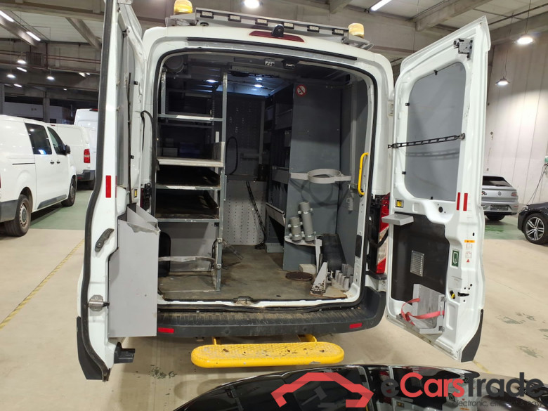 FORD TRANSIT 2T 350M FOU MWB HR DSL 2.0 TDCi L2H2 Trend STOCK #3