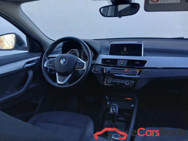 BMW X2 / 2017 / 5P / todoterreno sDrive18i (CX) #3