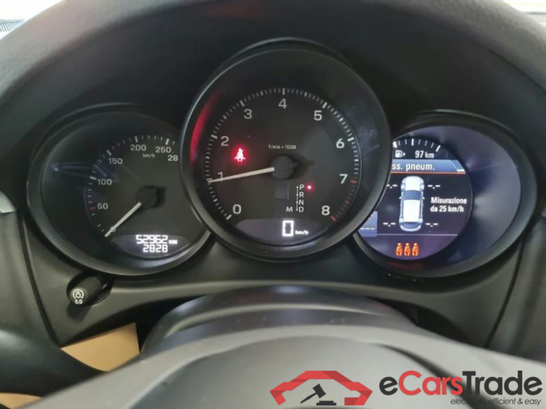 PORSCHE MACAN / 2021 / 5P / SUV 2.0 #4