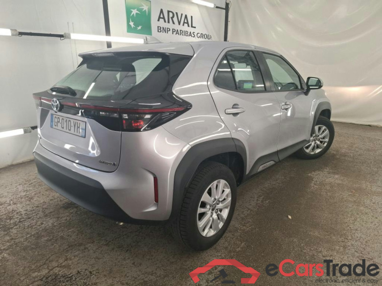 TOYOTA Yaris Cross Hybride / 2021 / 5P / SUV 1.5 HYBRID 116H DYNAMIC BUSINESS BEY AWD #3