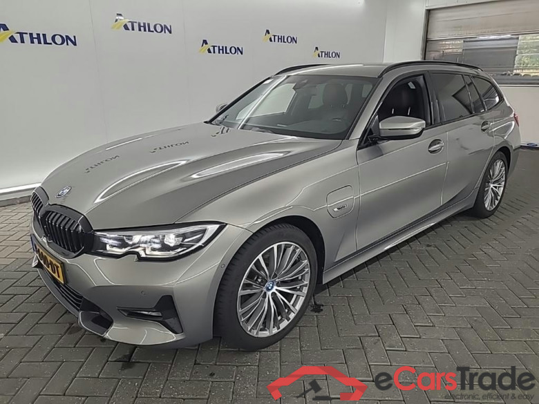 BMW 3-serie Touring 320e Business Edition Plus 5D 150kW #1